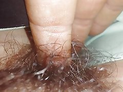 Sedikit lebih rambut