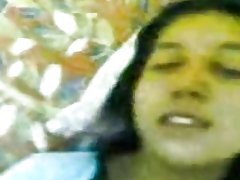 Melayu - anak mami baju biru